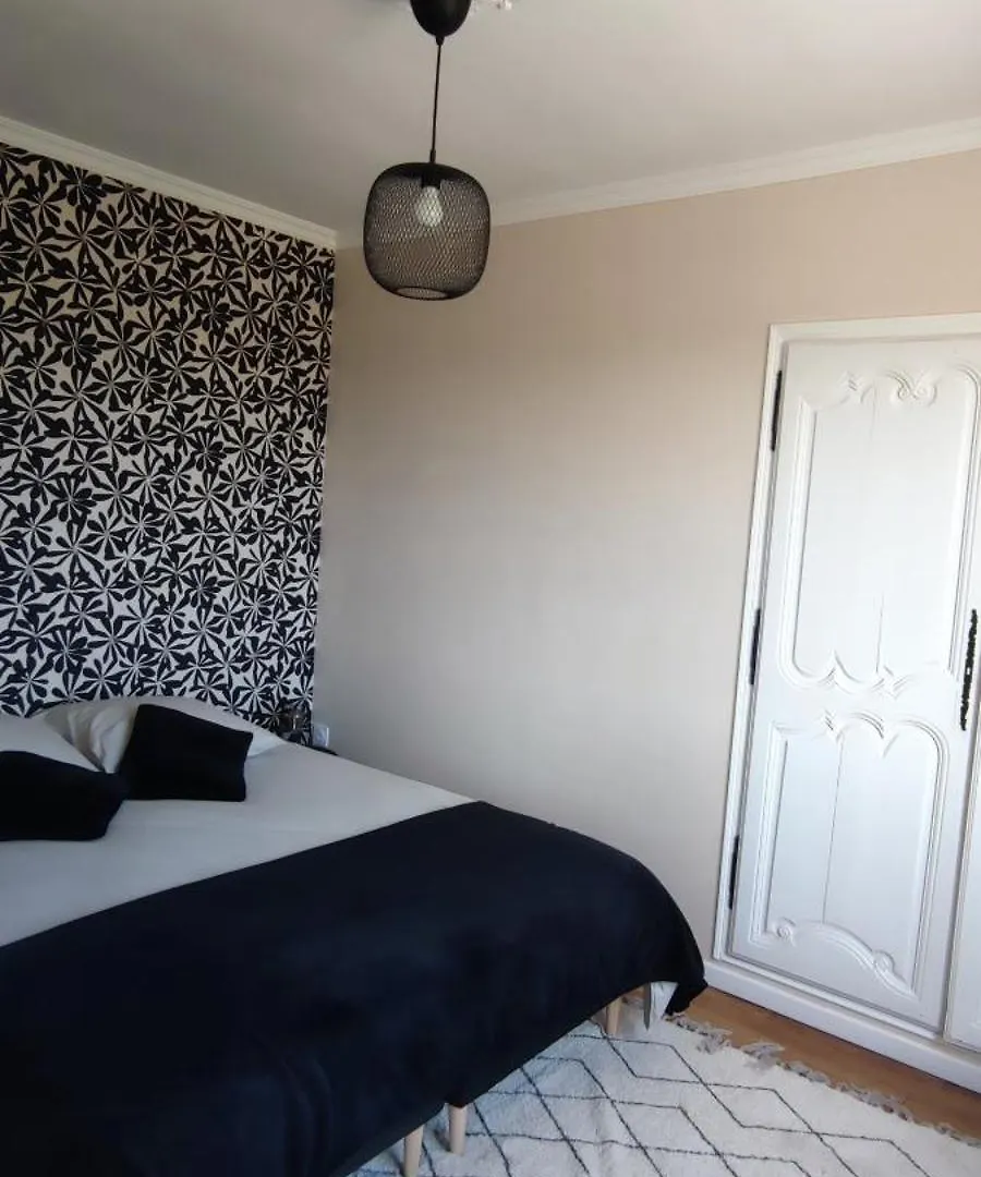 Feriehus Maison Comprenant 2 Logements A Louer Ensemble Ou Separement Capacite Jusqu'A 10 Personnes Plus 2 Bebes Idealement Place Pour Visiter Le Mt St Michel, St Malo Et Ses Alentours Saint-Marcan