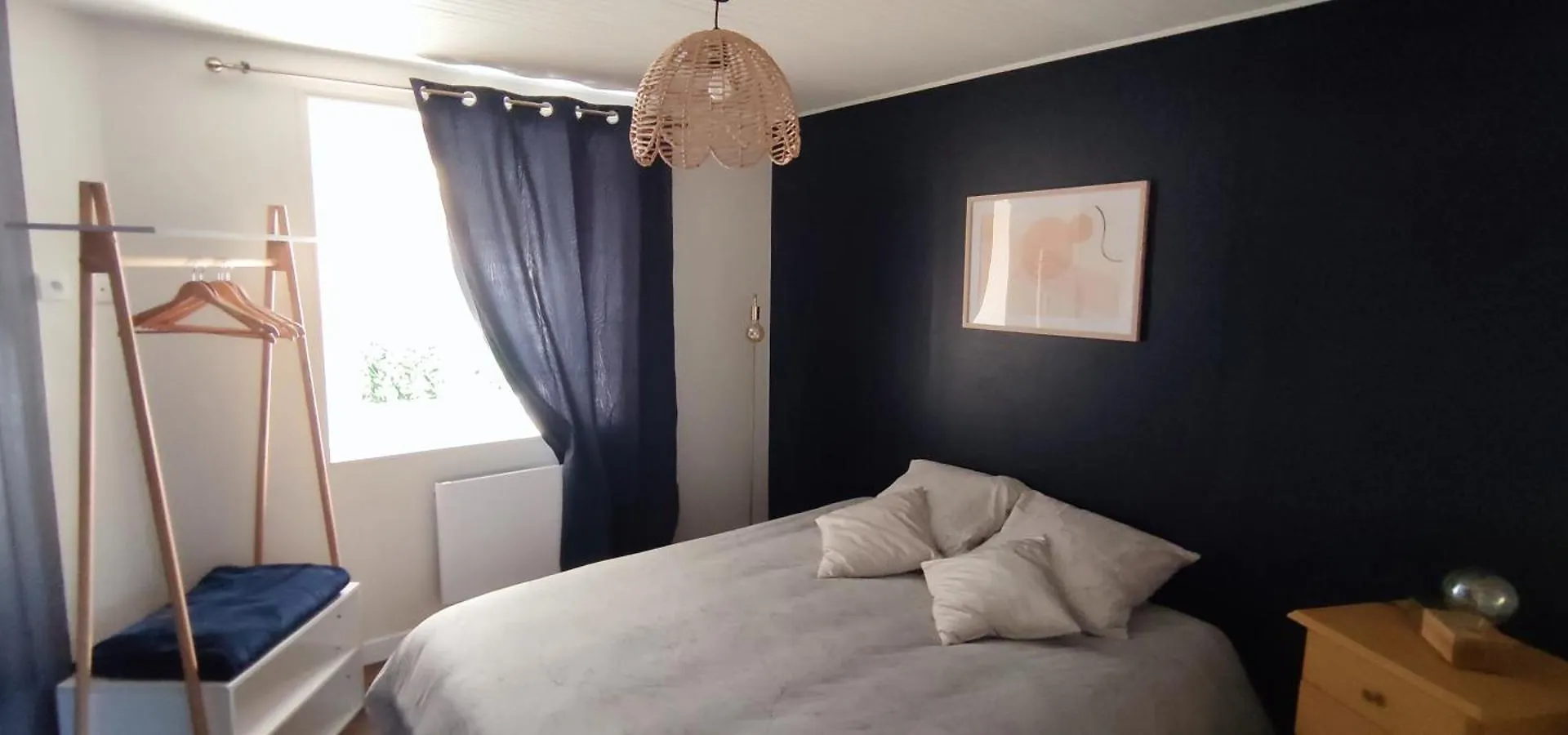 Feriehus Maison Comprenant 2 Logements A Louer Ensemble Ou Separement Capacite Jusqu'A 10 Personnes Plus 2 Bebes Idealement Place Pour Visiter Le Mt St Michel, St Malo Et Ses Alentours Saint-Marcan